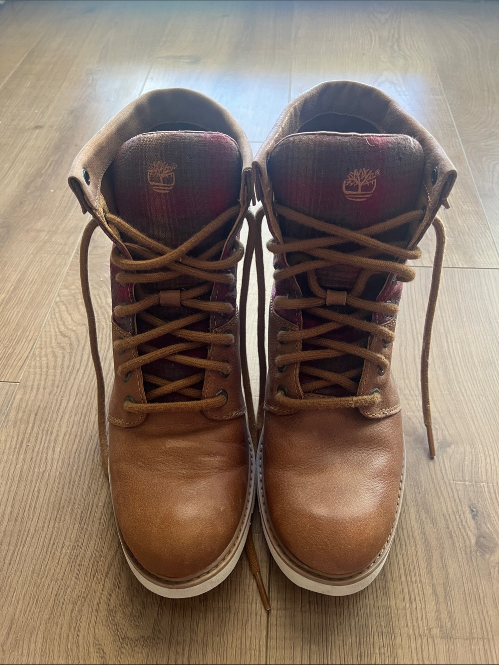 Timberland x Pendleton Brown Leather Lace-Up Boots with Red Plaid tongue/accents